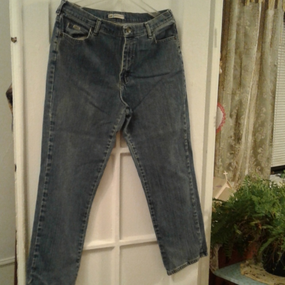 Ladies Fashionable Jeans